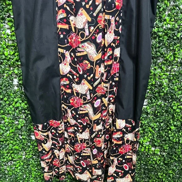 RM Hawaii Black and Multicolor Muumuu MIDI Dress size Small Made In Hawaii - Picture 7 of 8